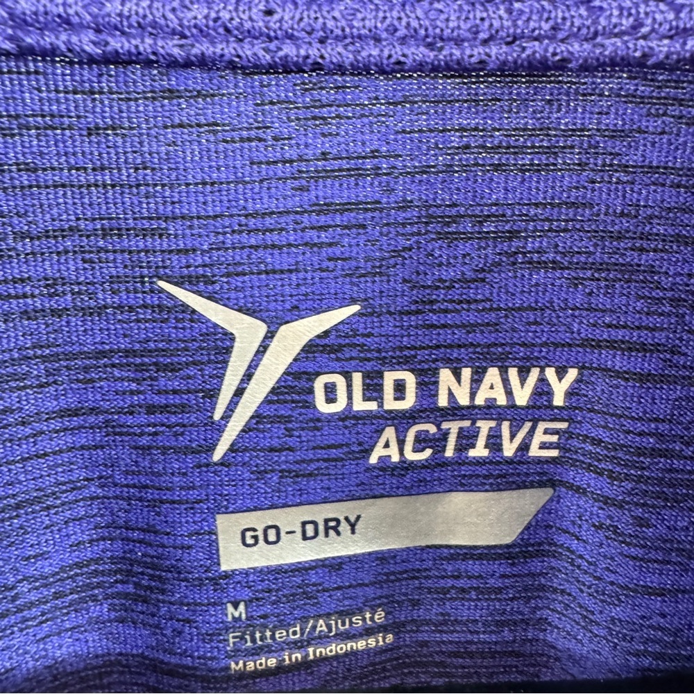 Old Navy Active Go-Dry Fitted Zip-Up Jacket – Size Medium - Picture 4 of 7